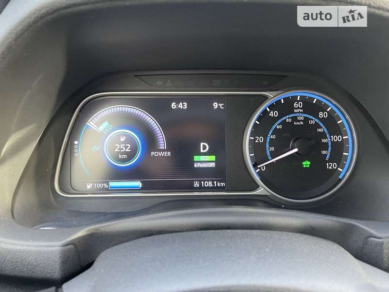 Хэтчбек Nissan Leaf 2018 в Одессе