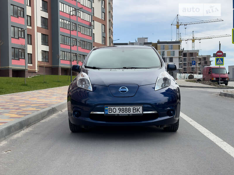 Хэтчбек Nissan Leaf 2017 в Тернополе