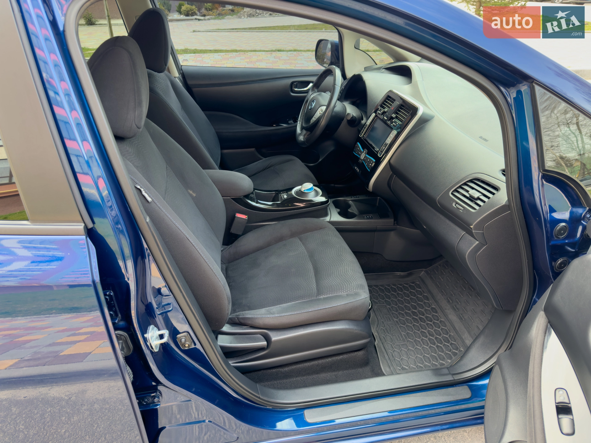 2017 Nissan Leaf - мініатюра 38