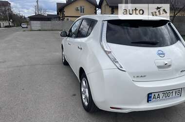 Хетчбек Nissan Leaf 2016 в Києві