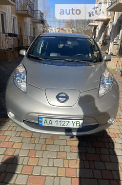 Хетчбек Nissan Leaf 2014 в Києві