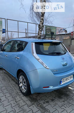 Хетчбек Nissan Leaf 2015 в Чернівцях