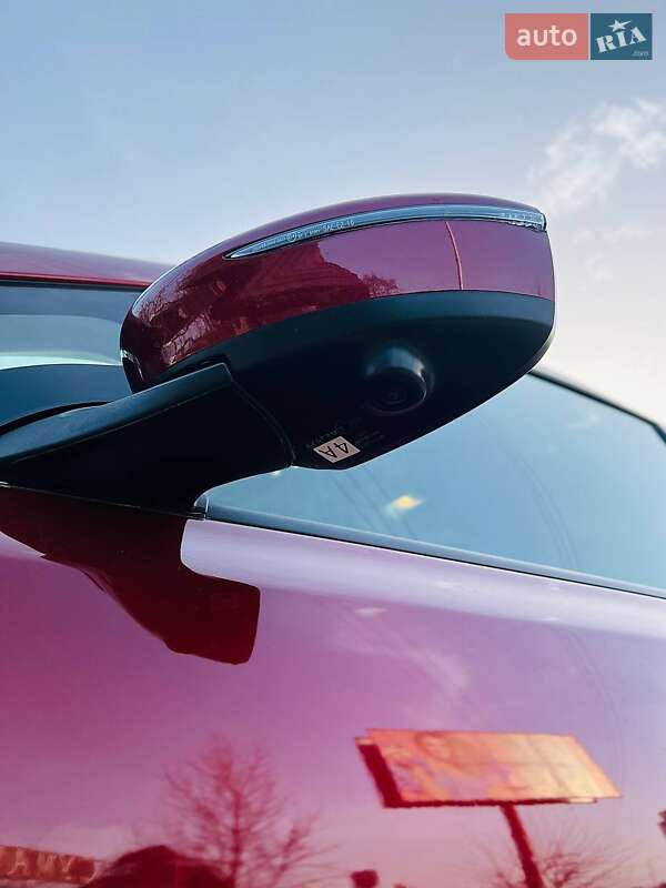 Хэтчбек Nissan Leaf 2018 в Киеве