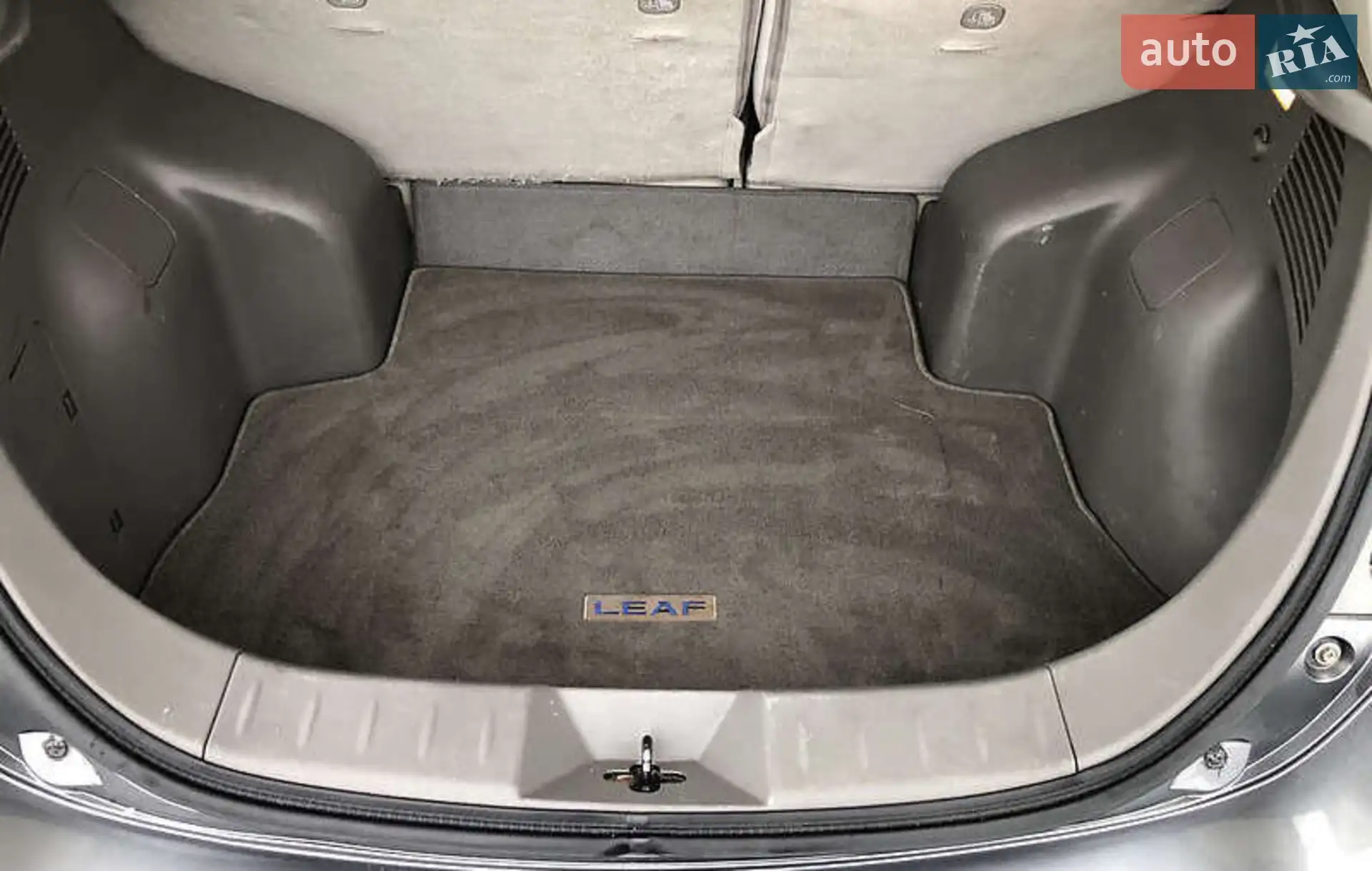 2016 Nissan Leaf - мініатюра 15