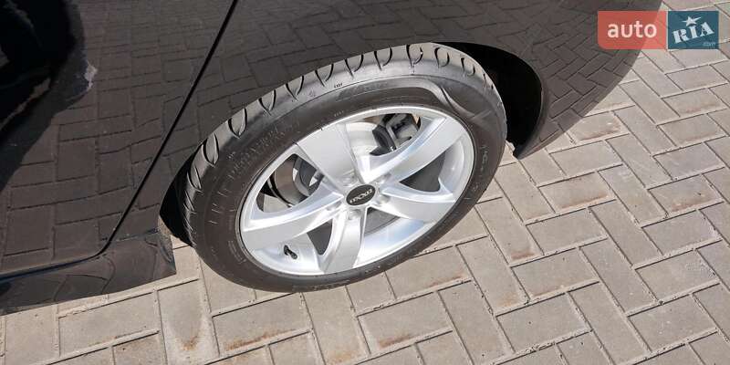 Хэтчбек Nissan Leaf 2020 в Луцке