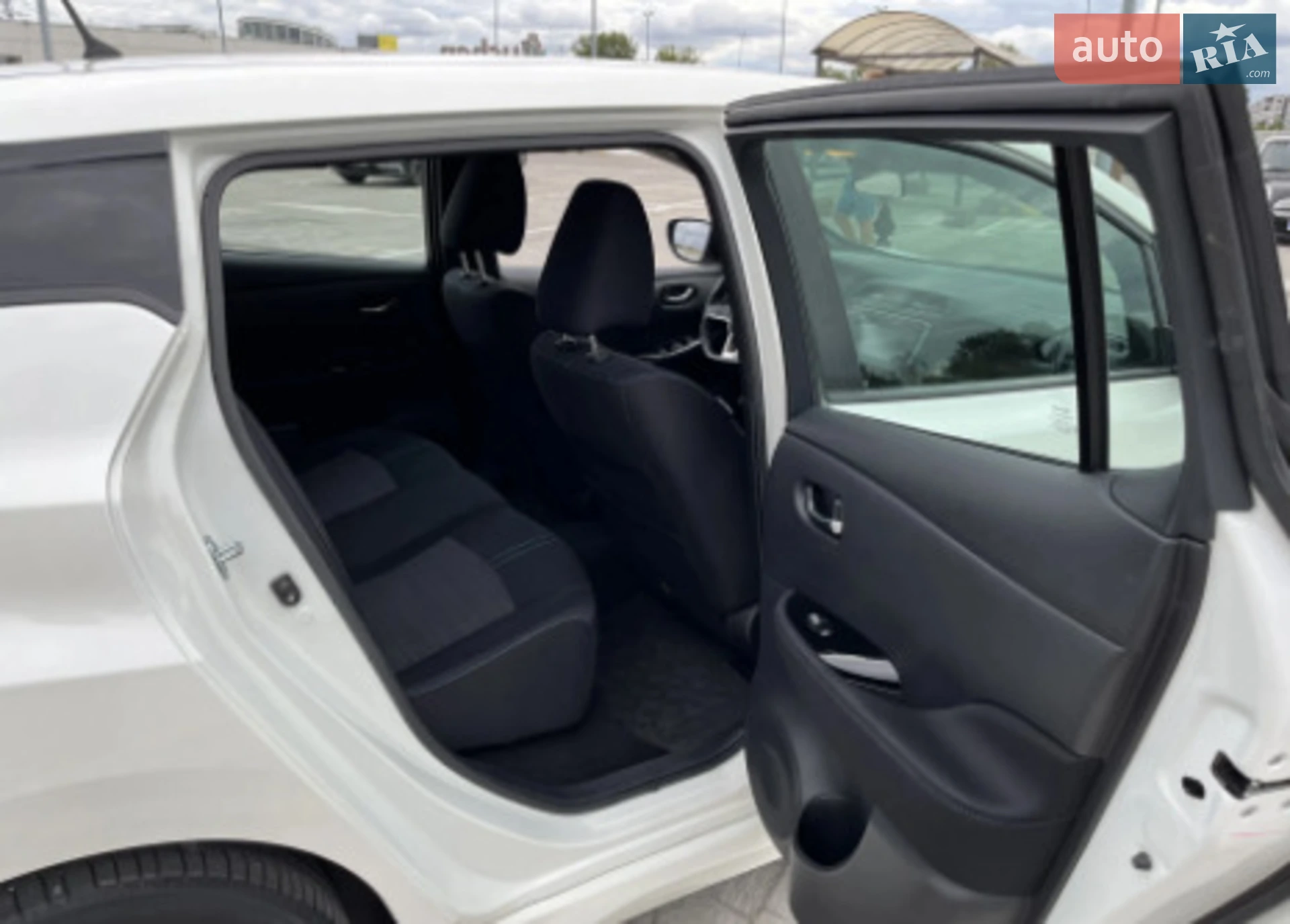 2018 Nissan Leaf - мініатюра 5