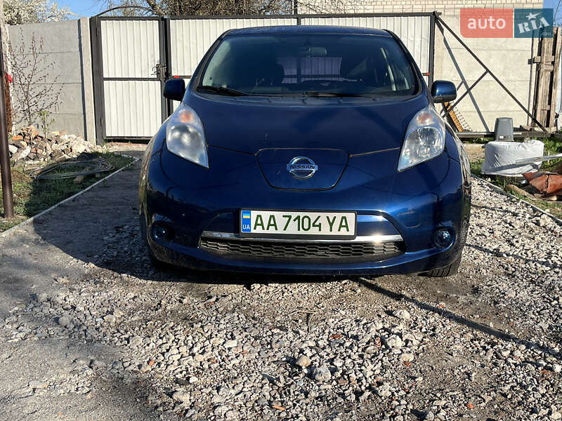 Хэтчбек Nissan Leaf 2016 в Чернигове фото 3 Хэтчбек Nissan Leaf 2016 в Чернигове