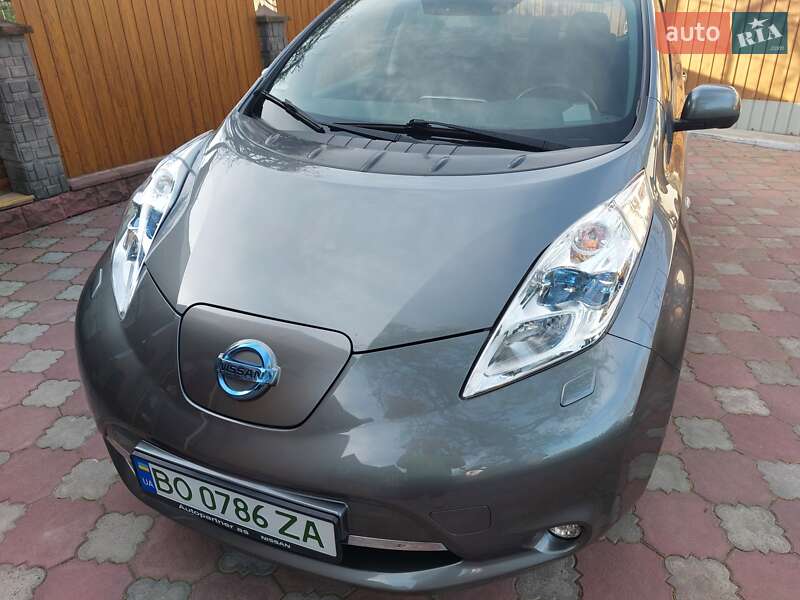 Хэтчбек Nissan Leaf 2017 в Тернополе