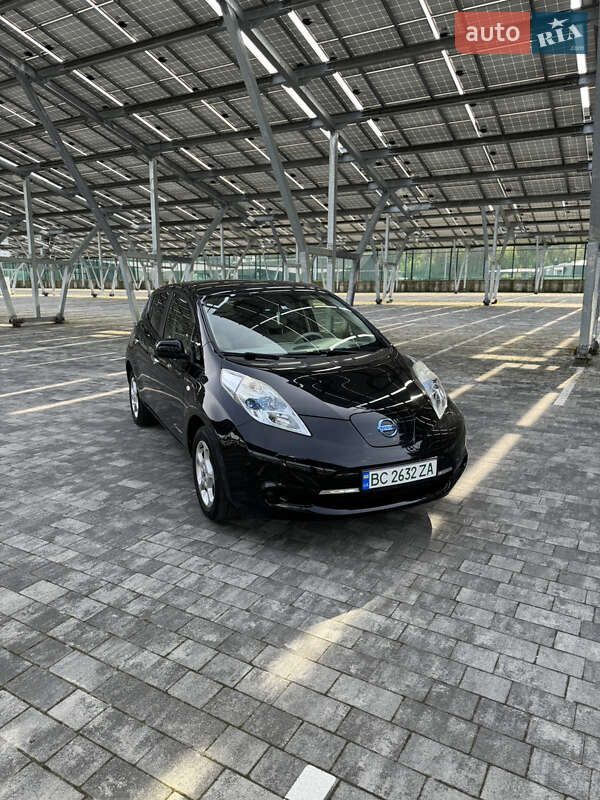 Хетчбек Nissan Leaf 2012 в Львові