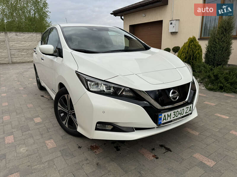 Хэтчбек Nissan Leaf 2019 в Житомире фото 2 Хэтчбек Nissan Leaf 2019 в Житомире
