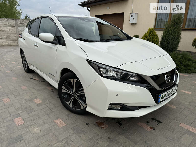 Хэтчбек Nissan Leaf 2019 в Житомире