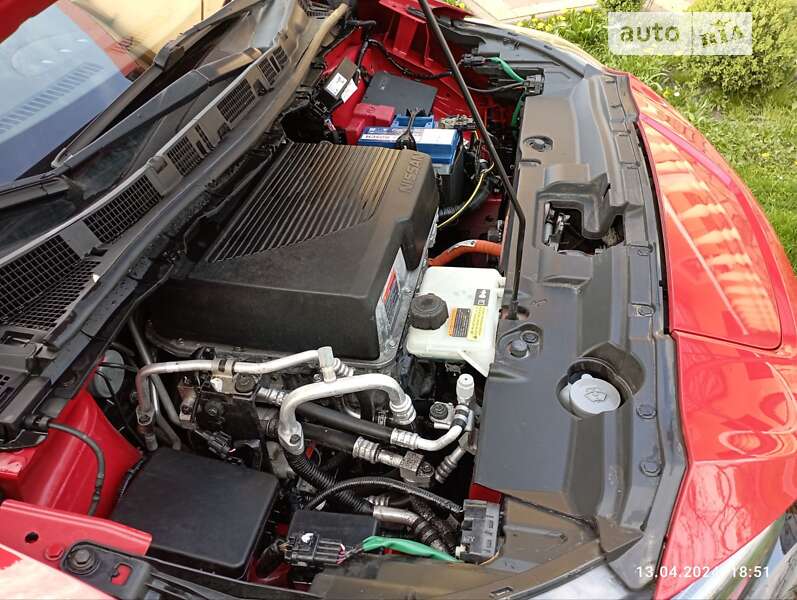 Хэтчбек Nissan Leaf 2018 в Львове фото 49 Хэтчбек Nissan Leaf 2018 в Львове