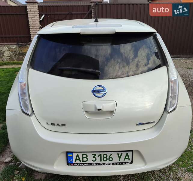 Хэтчбек Nissan Leaf 2015 в Виннице
