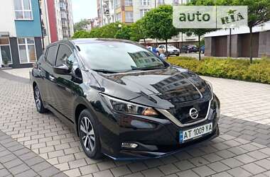 Хетчбек Nissan Leaf 2022 в Івано-Франківську