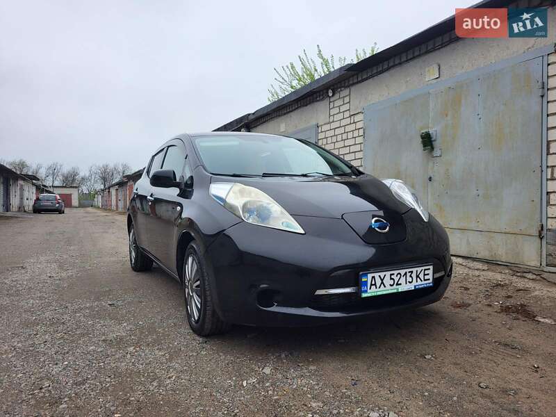 Хэтчбек Nissan Leaf 2011 в Харькове