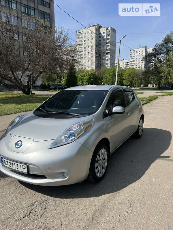 Хэтчбек Nissan Leaf 2013 в Харькове