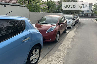 Хетчбек Nissan Leaf 2012 в Одесі