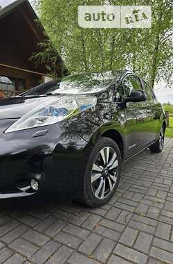 Хетчбек Nissan Leaf 2014 в Луцьку