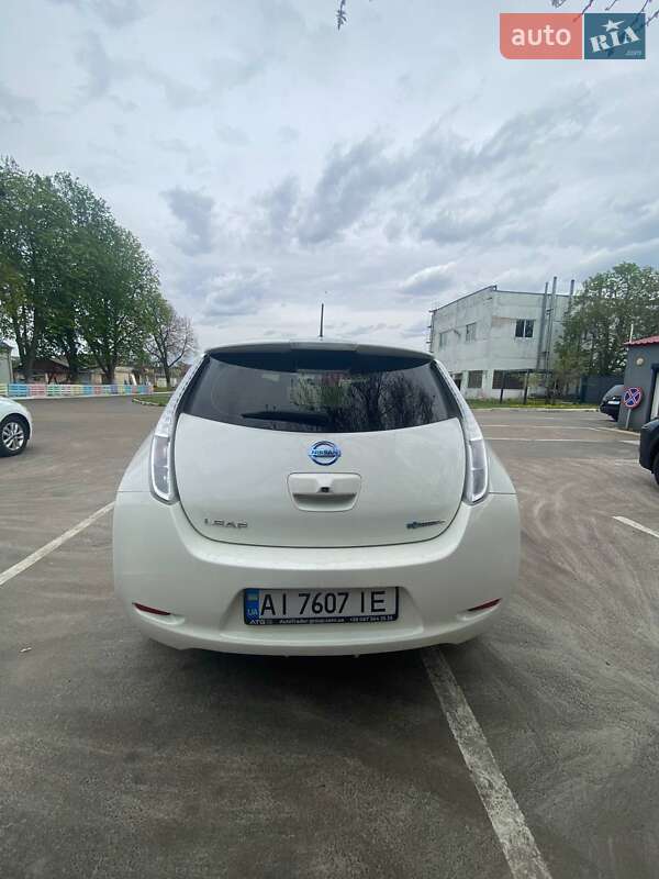 Хетчбек Nissan Leaf 2015 в Броварах