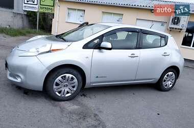 Хэтчбек Nissan Leaf 2015 в Полтаве