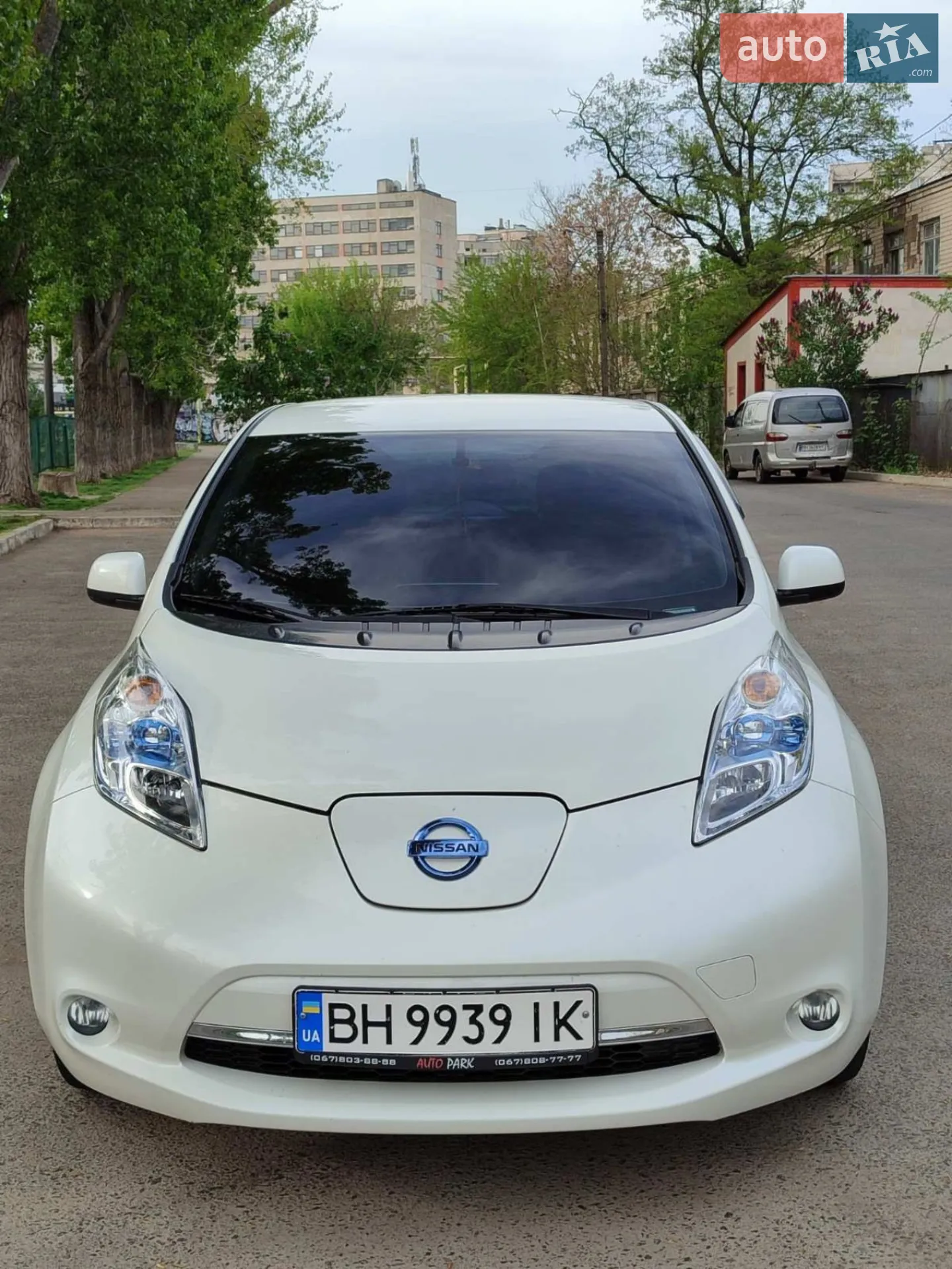 2015 Nissan Leaf - мініатюра 10