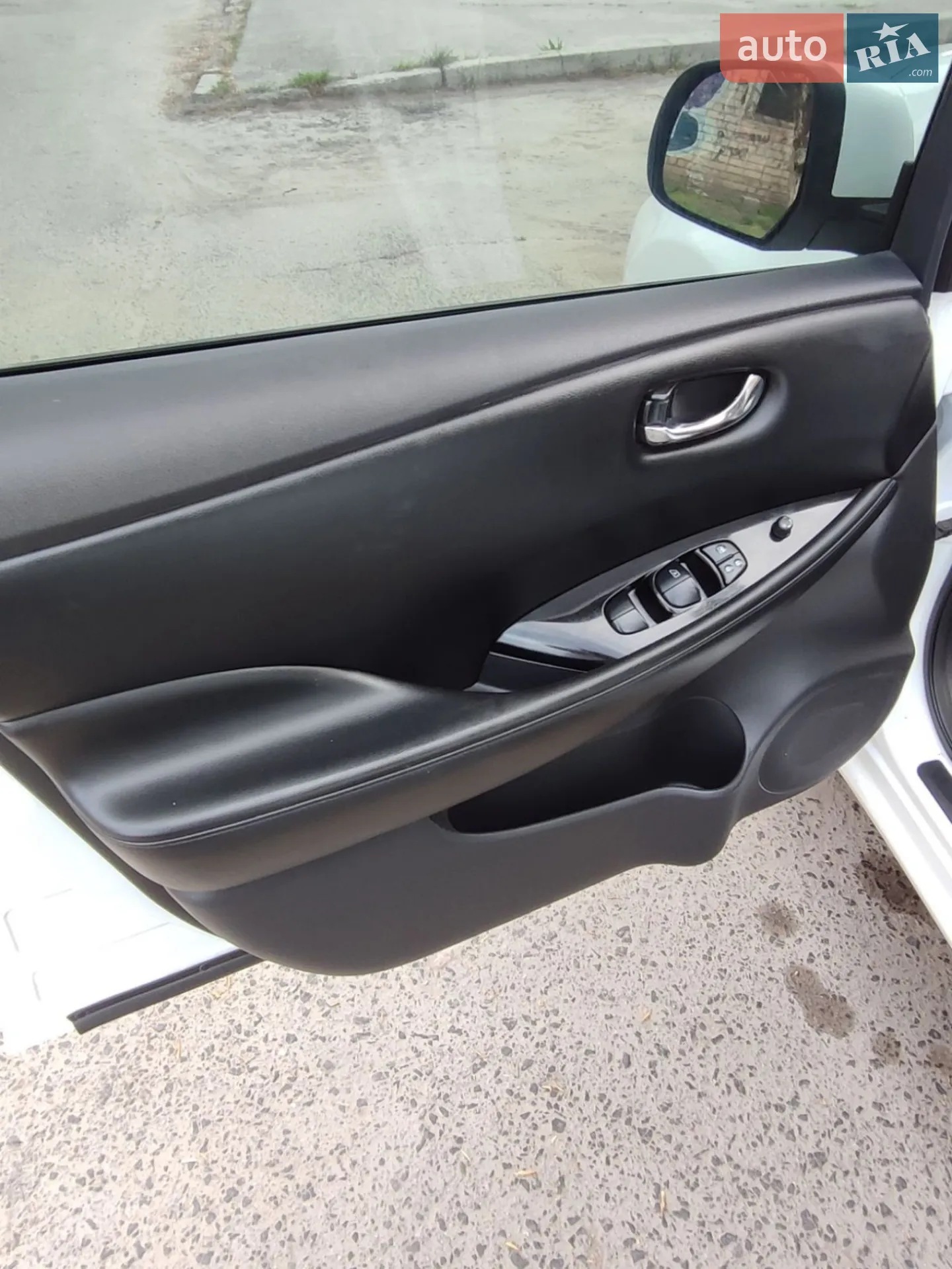 2015 Nissan Leaf - мініатюра 22