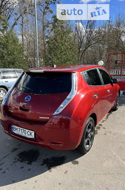 Хэтчбек Nissan Leaf 2013 в Ахтырке