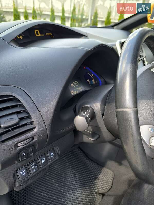 Nissan Leaf 2013