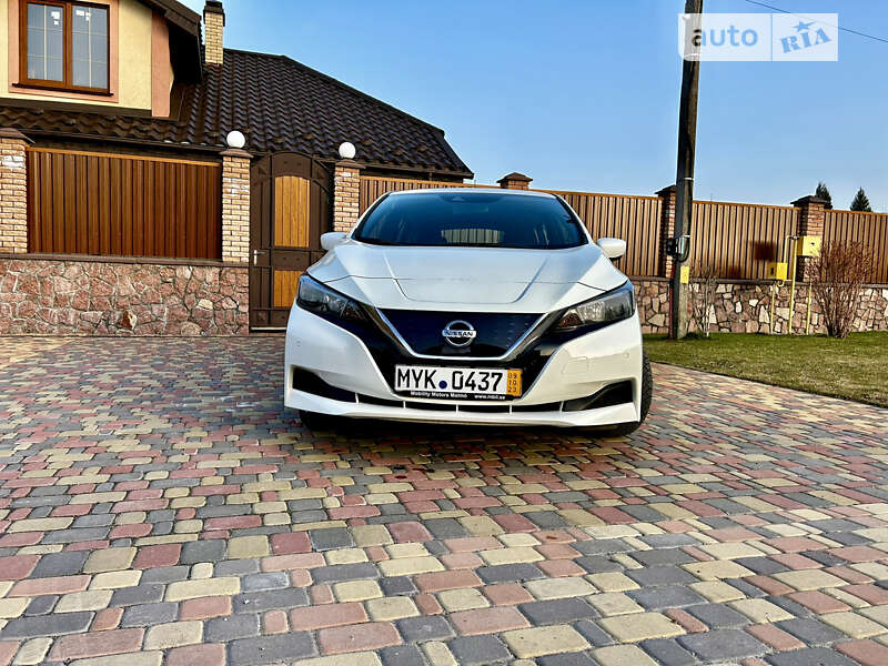 Хетчбек Nissan Leaf 2018 в Житомирі