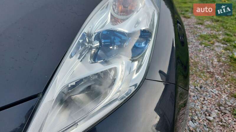 Хетчбек Nissan Leaf 2014 в Житомирі