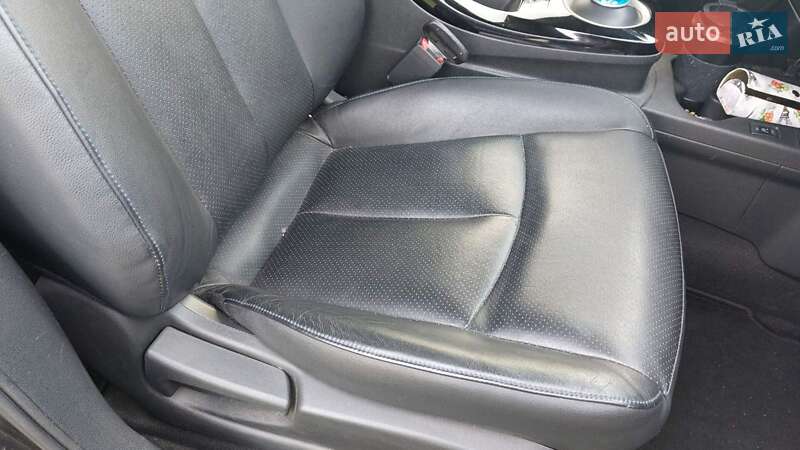 Хетчбек Nissan Leaf 2014 в Житомирі