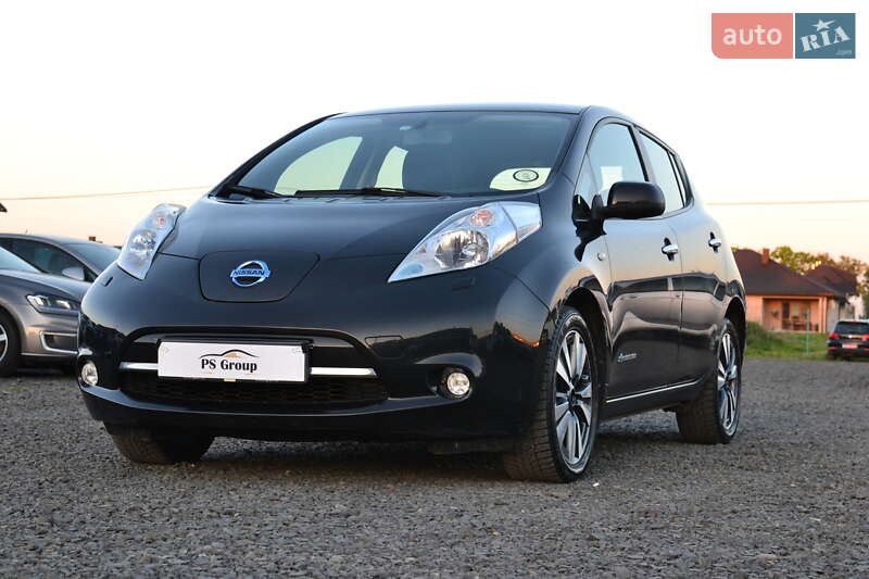 Хетчбек Nissan Leaf 2015 в Луцьку