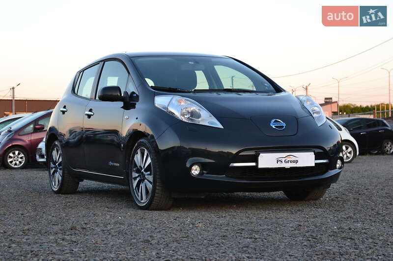 Хетчбек Nissan Leaf 2015 в Луцьку