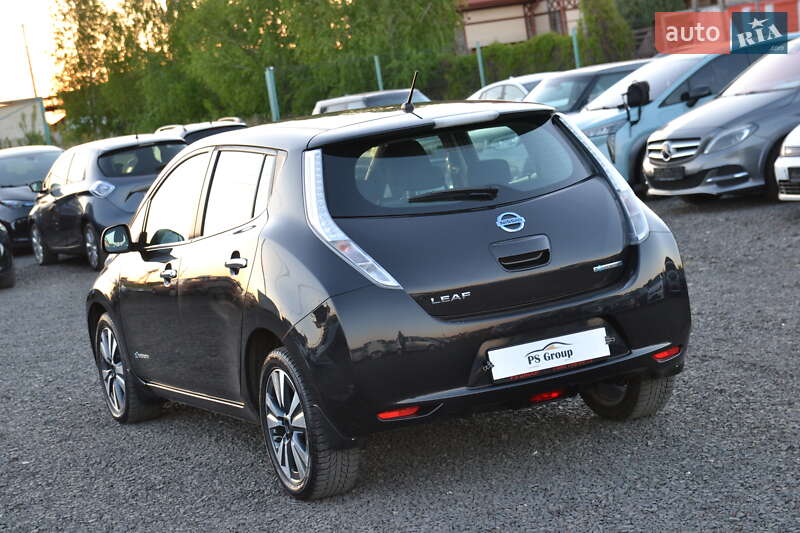 Хетчбек Nissan Leaf 2015 в Луцьку