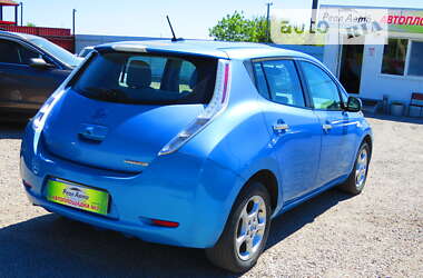 Хэтчбек Nissan Leaf 2011 в Кропивницком