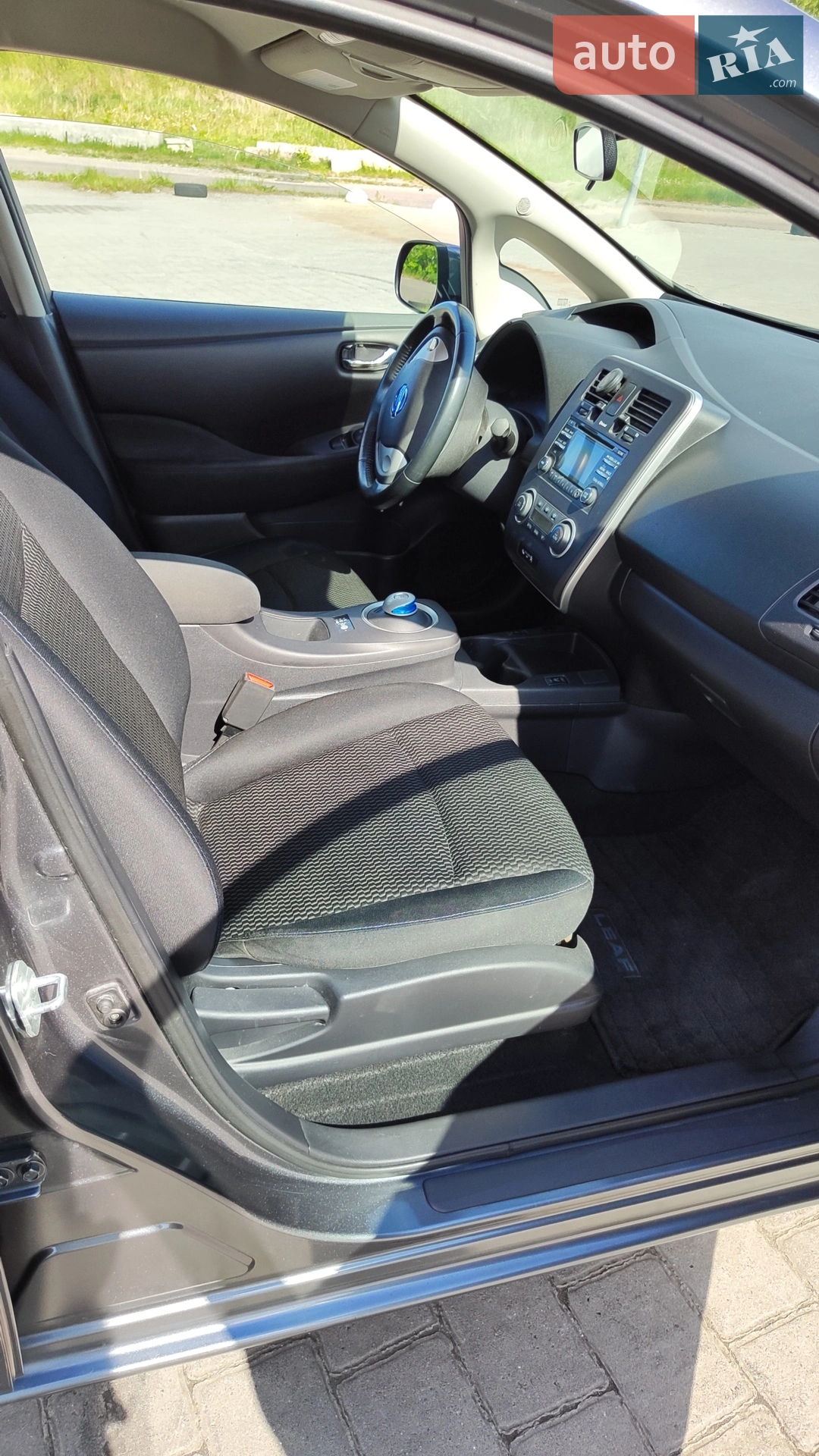 2014 Nissan Leaf - мініатюра 13