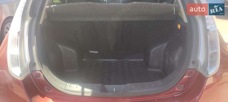 Хэтчбек Nissan Leaf 2014 в Киеве фото 20 Хэтчбек Nissan Leaf 2014 в Киеве