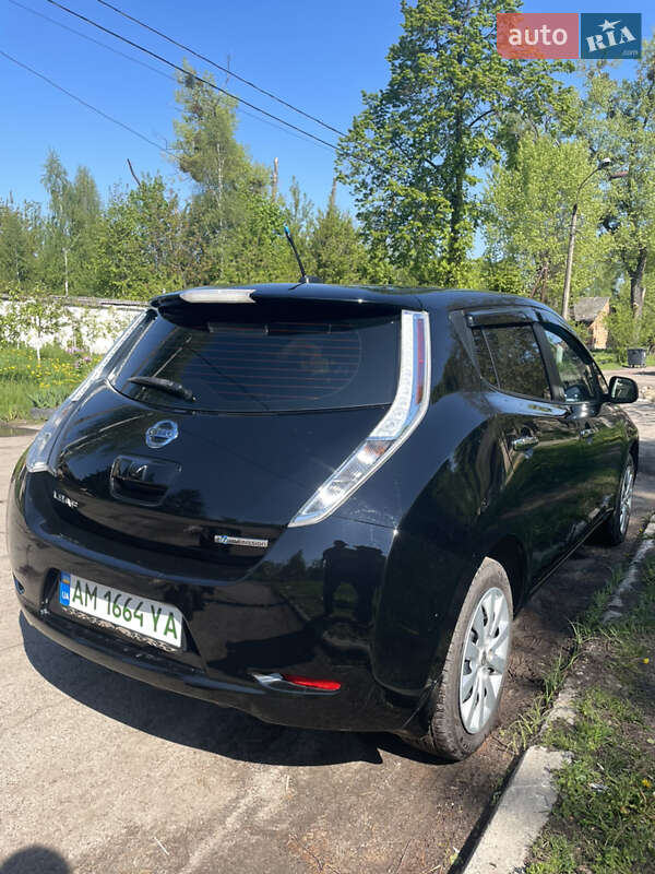 Хетчбек Nissan Leaf 2014 в Житомирі