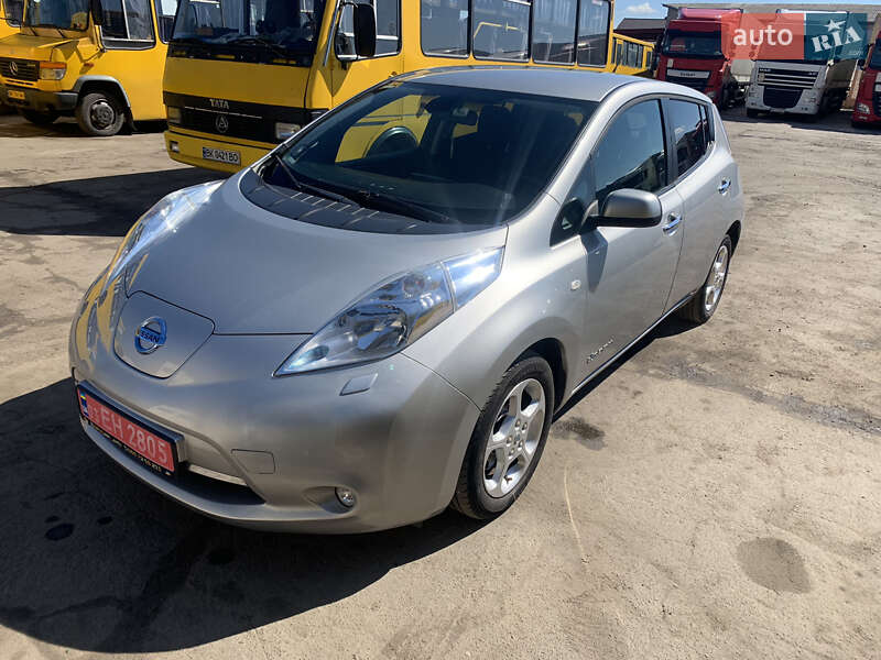 Хетчбек Nissan Leaf 2014 в Здолбуніві