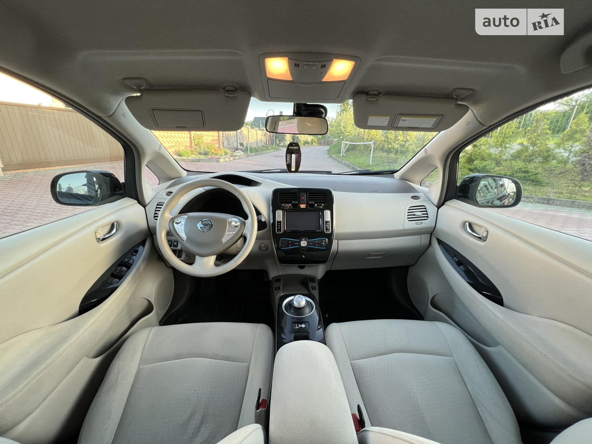 2012 Nissan Leaf - мініатюра 11