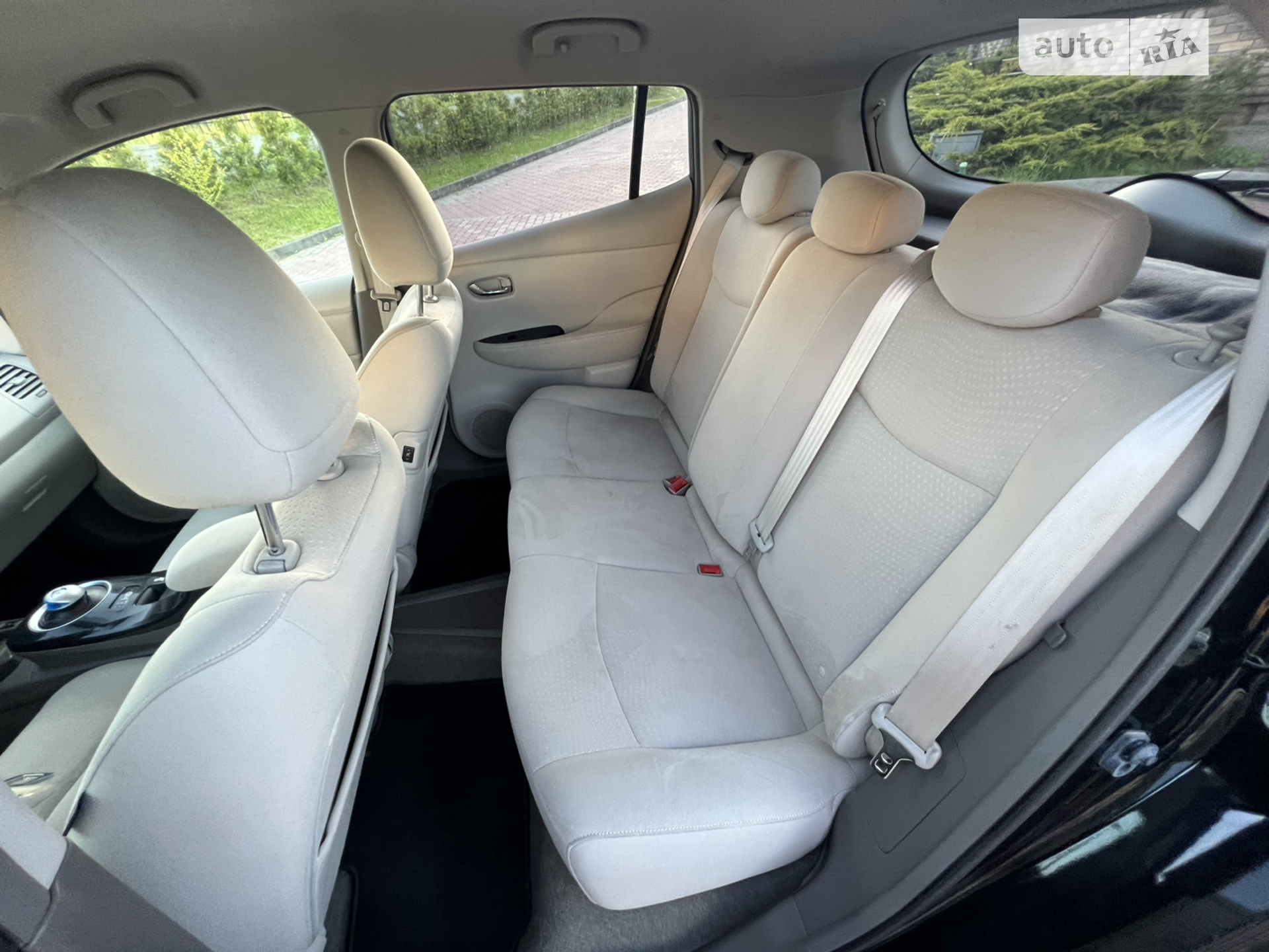 2012 Nissan Leaf - мініатюра 17