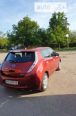 Хетчбек Nissan Leaf 2014 в Харкові