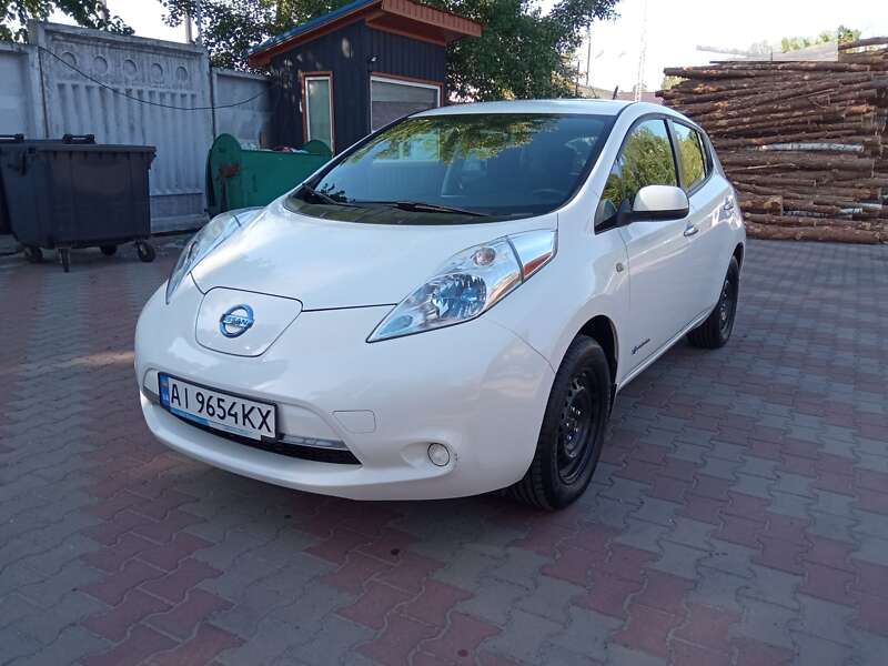 Хэтчбек Nissan Leaf 2013 в Броварах