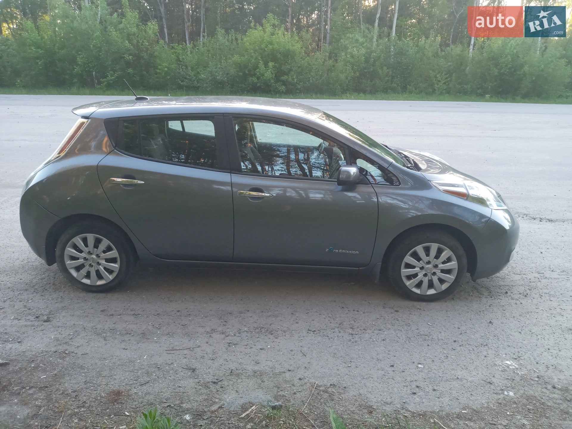 2015 Nissan Leaf - мініатюра 10