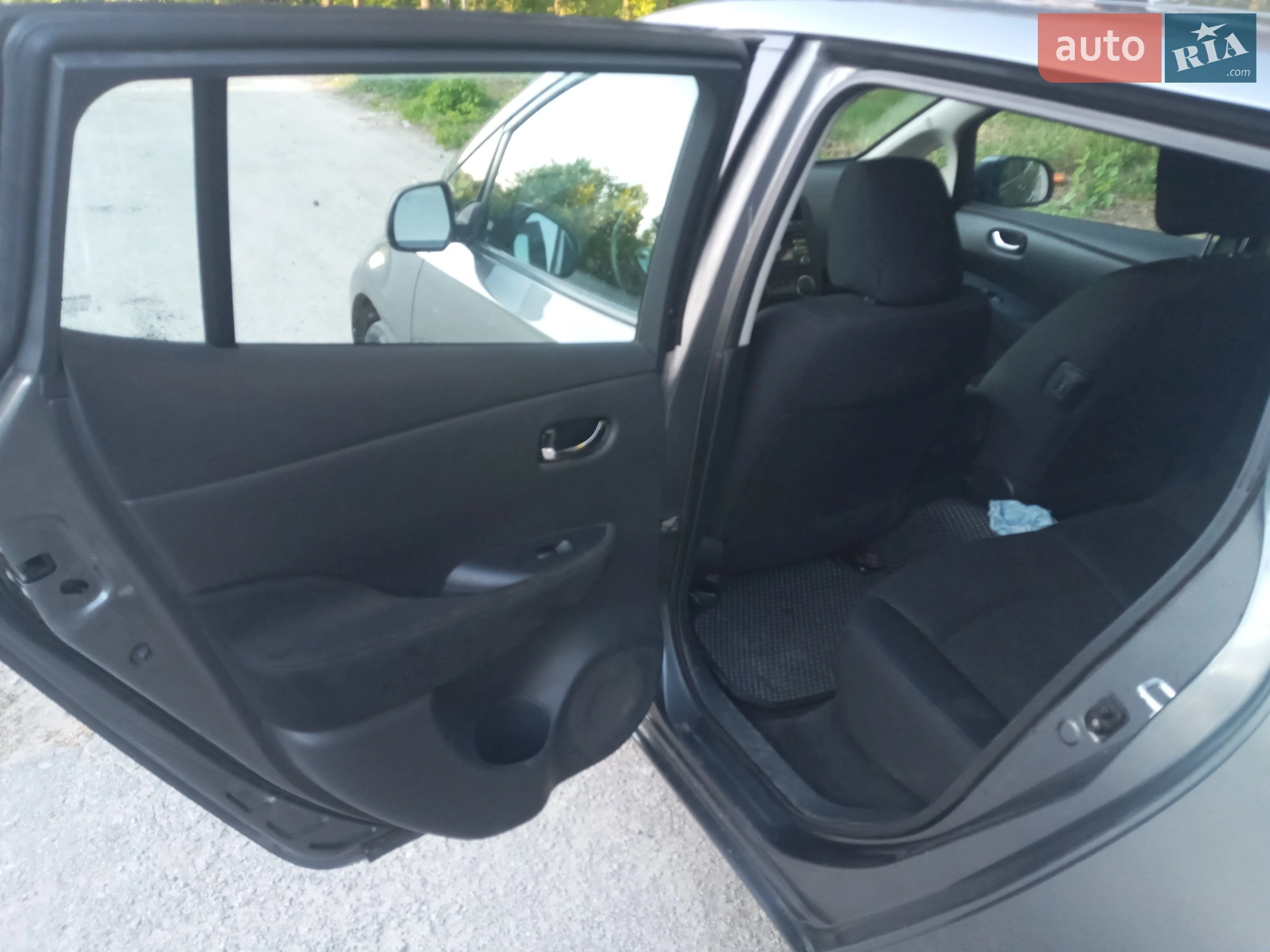 2015 Nissan Leaf - мініатюра 12