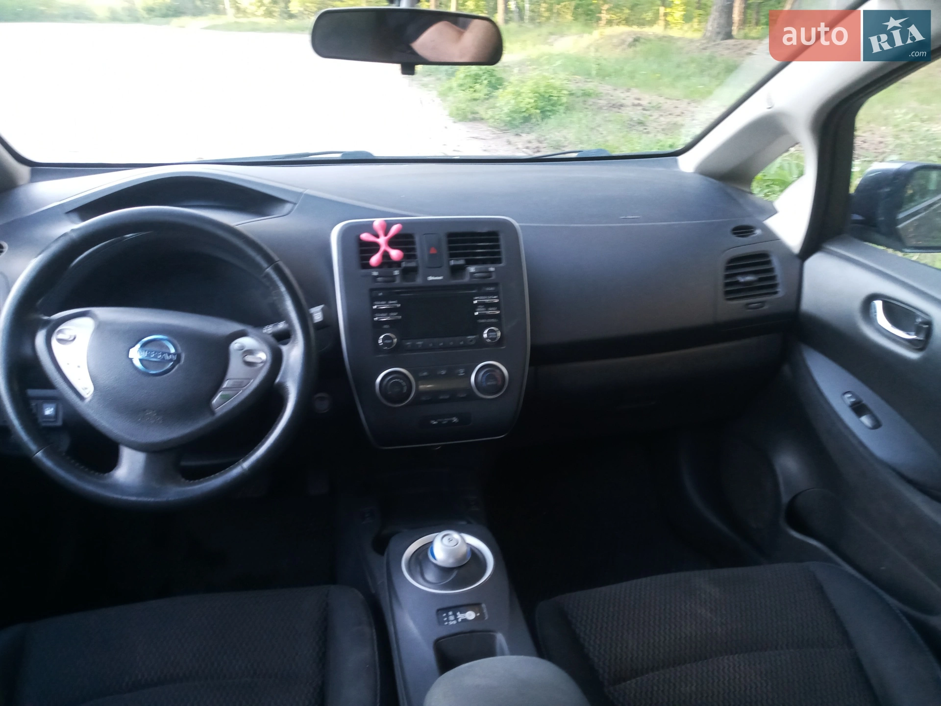 2015 Nissan Leaf - мініатюра 16