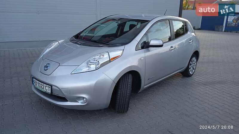 Хэтчбек Nissan Leaf 2014 в Немирове
