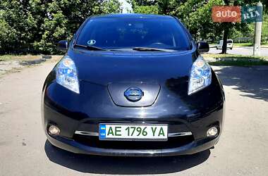 Хэтчбек Nissan Leaf 2014 в Днепре