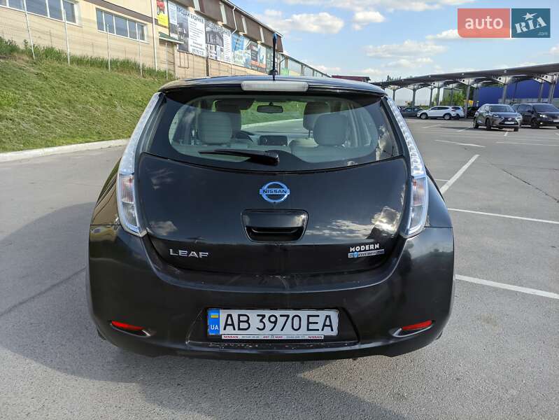 Хетчбек Nissan Leaf 2013 в Вінниці