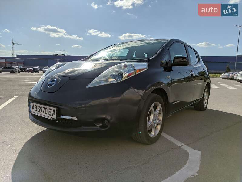 Хетчбек Nissan Leaf 2013 в Вінниці